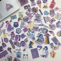 Set di adesivi estetici viola con cartoni e citazioni per decorare agende - Ardiu