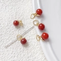 Fünf rote Naturstein-Anhänger in Persimmon-Form mit vergoldeten Verschlüssen für DIY - Natürlicher Südroter Achat