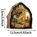 Adesivo murale 3D buco del topo con due topi che leggono in camera, altezza 13 cm - Due Topi Che Leggono In Camera Da Letto (UV50002T_T)