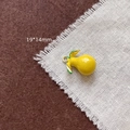 Vue détaillée du pendentif poire en émail jaune 19x14mm pour la création de bijoux DIY - 21# Poire-Jaune