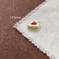 Détail d'un pendentif gâteau à la fraise de 13x6mm pour la création de bijoux - 17# Gâteau aux Fraises