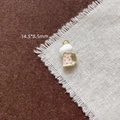 Pendentif chope de bière en émail rose à pois dorés et mousse blanche, taille 14,5x8,5mm - 13# Boisson-Rose Clair