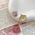 Détail de pendentifs en alliage en forme de coquillage avec émail violet et gravure palmier - Style Coquille Saint-Jacques (26#)