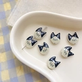 Detalle macro de cuentas de gato de cerámica esmaltada a mano para creación de joyería - 4# Gato-Negro Blanco