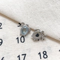 Vue macro de breloques tortue avec pierre bleue et métal argenté pour bijoux DIY - 25# Tortue Zircon Bleu Trou Argenté