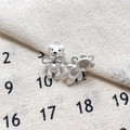 Détail de breloques ours nacrées avec nœuds papillon argentés pour bijoux DIY - 10# Ours Argenté