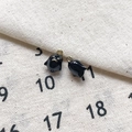 Vue détaillée de pendentifs fantômes en émail noir pour la création de bijoux DIY - 14# Fantôme Noir Trou Doré