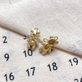 Vue détaillée de pendentifs ours en or mat avec nœud pour la création de bijoux DIY - 9# Ours Doré