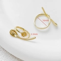Macro detail of 18k gold plated bow pearl ring setting with 16mm inner diameter - 18k Gold Leaf (D5093)