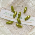 Macro detail of green and gold foil glass banana beads for DIY jewelry making - 3# (Green With Gold Foil)