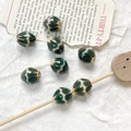 Dettagli di perle in ceramica con motivi verde scuro e bianco per gioielli fai da te - Stile Geo Verde Scuro Bianco (8#)