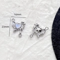 Détail macro d'un pendentif cœur en argent avec pierre de lune bleue et perles pour bijoux DIY - Cœur Perle Bleu Clair (12#)