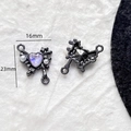 Vue détaillée du pendentif cœur gunmetal 16x23mm avec cristal violet et perles fines - Cœur Noir Fusil Perle Lavande (13#)