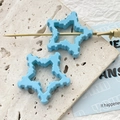 Detalle de cuentas de estrella azul claro con agujero central para joyería DIY - Marco de Estrella Hueca / Azul Claro (6#)