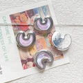 Dettaglio macro di perle a cuore argentate con resina viola per gioielli fai-da-te - Bordo Argentato-Viola Chiaro(7#)