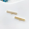 Detalle de colgante de barra chapado en oro de 14k con circonitas y anilla de suspensión - 1# Grande Color Oro 18K