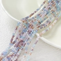 Gros plan de perles en verre facettées de 2-3mm aux couleurs macaron pour bijoux - 120 pcs/rang (3,5 mm) / Mélange Macaron Frais (2#)