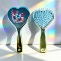 Dettaglio della spazzola a forma di cuore con stampa a farfalla e setole massaggianti - Stile Farfalla Floreale Blu Chiaro (B)