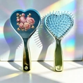 Dettaglio mini spazzola per capelli a cuore con rosa glitterata e manico d'oro - Stile Rosa Rosa Glitter (A)