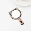 Specchio da trucco portatile a forma di gatto con motivo tartarugato in acetato - Tartarugato Beige