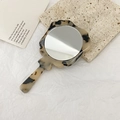 Miroir à main portable motif écaille de tortue sur fond esthétique élégant - Écaille de Tortue Beige
