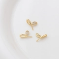 Dettaglio di ciondoli a foglia placcati oro con zirconi per creazioni di gioielli DIY - Pezzo Singolo / Oro 18K