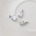 Detail of silver rectangular zircon pendant showing front and hollow back structure - Rectangular Stone Style (3#White Gold) / 3# Silver
