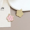 Macro view of flower pendant with pink and white checkered pattern and gold metallic back - Pink Gingham Flower (12#)