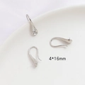 Detalle de ganchos de plata 4x16mm para creación de pendientes con perlas - Gancho de Pendiente con Perno de Soporte / Oro blanco