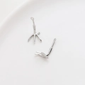 Detailed view of silver-plated bird claw jewelry charms for DIY baroque accessories - Chicken Claw White Gold