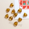 Détails macro de perles de verre en cœur ambré avec feuille d'or pour bijoux DIY - Or #11
