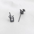 Détail des boucles d'oreilles tasse à boisson plaquées noir avec zircon carré chic - Pièce Unique / Boisson Gris Anthracite (06#)