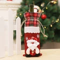 Copribottiglia natalizio a forma di Babbo Natale in tela rossa con decoro a quadri - Babbo Natale