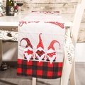Chemin de table de Noël avec gnomes, motif à carreaux et lettrage Merry Christmas - Chemin de Table à Carreaux Rouge et Noir