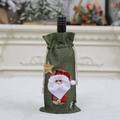 Weinflaschentasche zu Weihnachten mit 3D Weihnachtsmann Applikation und rotem Karohut - Weihnachtsmann / Grün