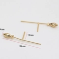 Dettaglio accessorio scopa della strega placcato oro con misure di 34mm per gioielli - Scopa Magica Oro 18k (6#)