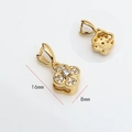 Detail of a 16mm gold four-leaf clover pendant with zircon stones and sizing dimensions - Four-Leaf Clover Style with Zircon / Gold