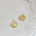 Dettaglio dei ciondoli a moneta Dos Pesos placcati oro 18k per creazione di gioielli - Peso Messicano (5#)