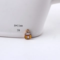 Macro-opname van een gele DIY gelukszak-hanger met witte ster en 8x11mm afmetingen - Gele Gelukszak (7#)