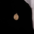 Macro view of vintage gold oval pendant featuring a female relief head for DIY jewelry - Matte Gold Lady Relief (20#)