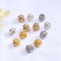 Vue détaillée de perles cylindriques en or 14K avec zircons violets en forme de cœur - Or 18k (8mm) / Rose (Zirconia)