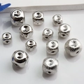 Polierte und strukturierte 14K Gold Filled Quadratperlen mit Löchern für DIY-Schmuck - Weißgold (Glänzend) / 6mm
