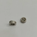 Dettaglio di perline a ruota placcate argento con zirconi per creazioni di gioielli fai da te - 6mm / Oro Bianco