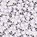 Perles têtes de mort en acrylique blanc avec détails noirs pour bijoux DIY - 50 Pièces / Blanc