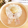 Simpatico cappello di paglia per animali con fiocco a ciliegia e bordo in raso bianco - S / Cappello Fiocco Ciliegia Bianco