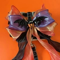 Halloween Haustiergeschirr mit großer orangefarbener Schleife, Fledermaus und Kürbis - Groß (3.5-8kg) / Orange Schleife Brustgeschirr