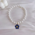 Collar de perlas para mascotas con colgante de flor azul oscuro y anillo dorado - XS / Flor Azul Fresca