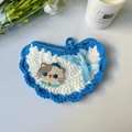 Bavoir tricoté pour animaux bleu et blanc avec broderie chat et nœud décoratif en satin - S / Bavoir Chat Bleu