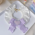 Detail der Haustier-Spitzhalskette mit lila Schleife, Perlen und Love Cookie Herz - XS / 15-20cm / Cremiges Lila