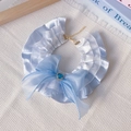 Lichtblauwe huisdierhalsband van kant met satijnen strik en hartvormige blauwe steen - XS / Blauwe Kant Strik